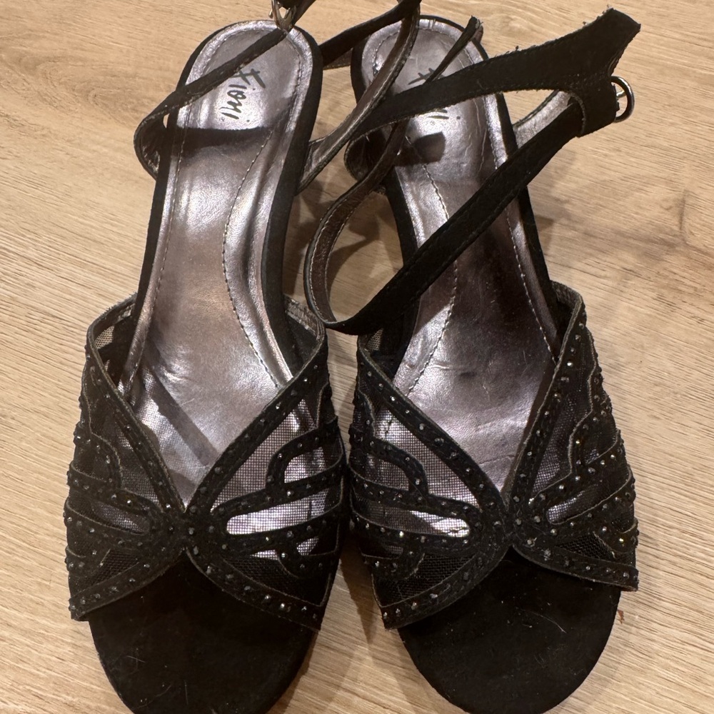Women’s Fioni Ankle Strap Heels - Size 7.5 US